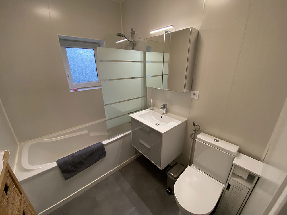 Salle De Bain après rénovation création Loire Atlantique Morbhian