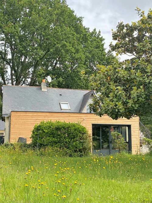 Extension ossature et bardage bois Brière OCEAM huisserie