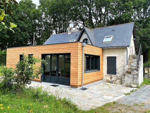 Extension ossature et bardage bois Brière OCEAM huisserie